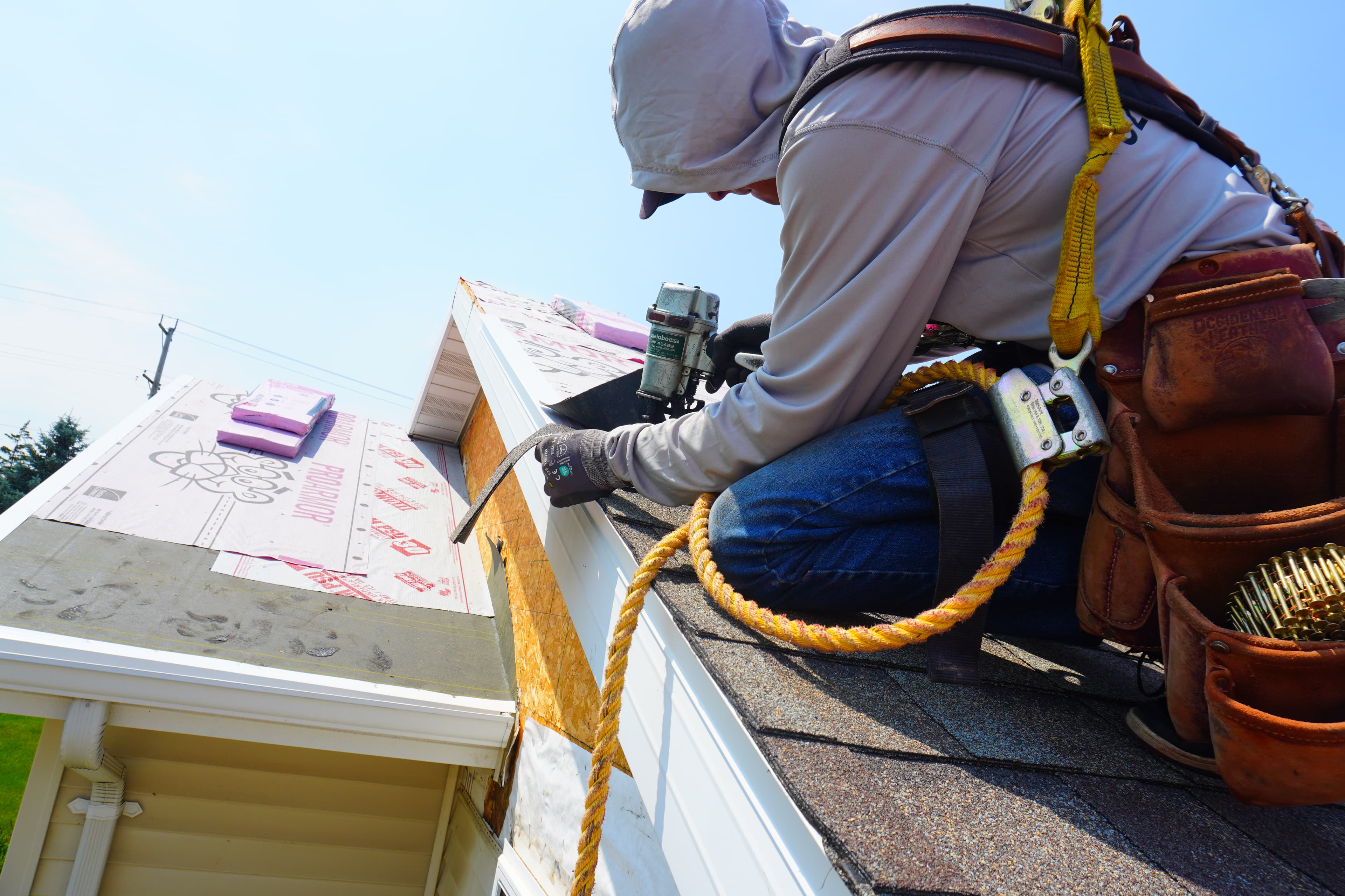 Appleton Roofing and Remodeling, LLC team in action